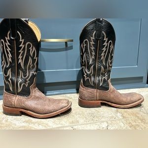 Brown with black top Anderson beans boots